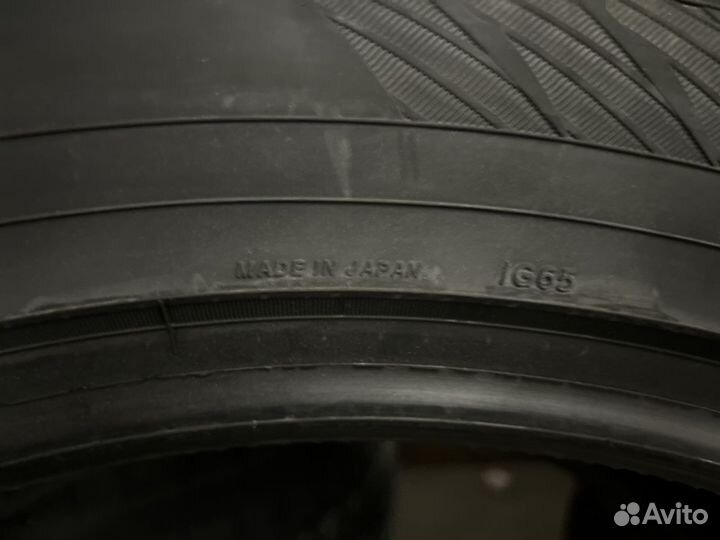 Yokohama Ice Guard IG65 275/50 R22