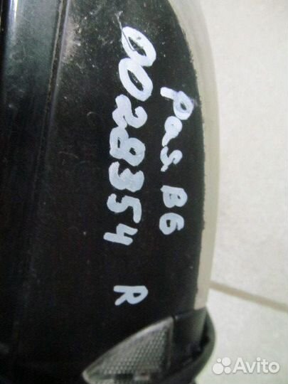 Зеркало правое Volkswagen Passat B6 2006-2011