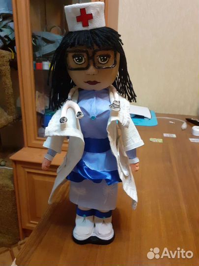 Кукла медик