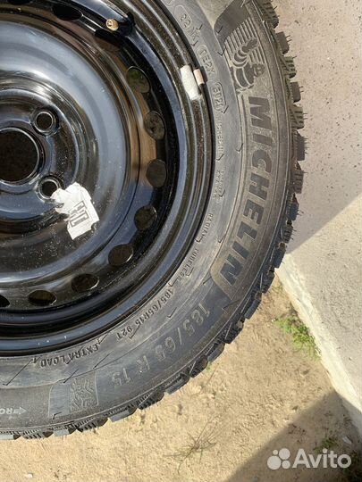 R15 Michelin X-Ice North 4 185/65, PCD 4x100 DIA 54.1