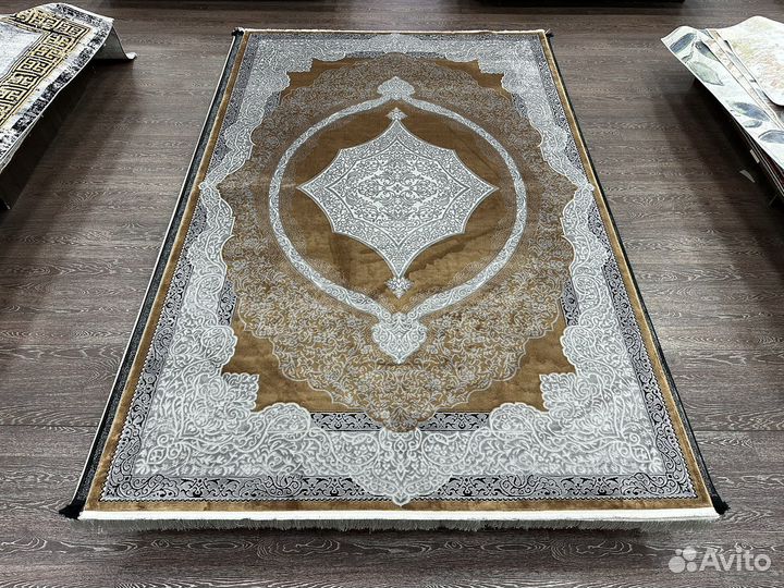 Ковер новый 200 х 290см Вискозный