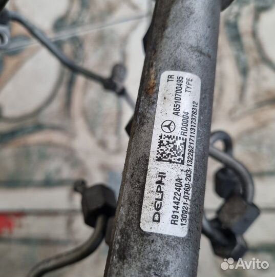 Топливная рампа Mercedes-Benz Vito W639