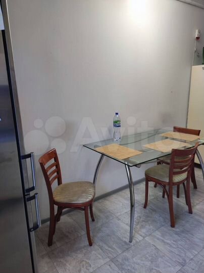 3-к. квартира, 70 м², 1/3 эт.