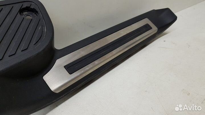 Накладка порога внутренняя задняя правая Toyota