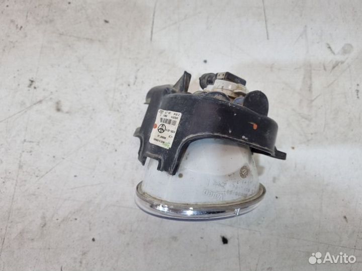 Фара противотуманная передняя левая Toyota Corolla