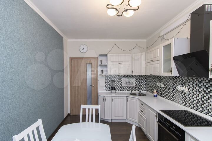 3-к. квартира, 74 м², 5/5 эт.