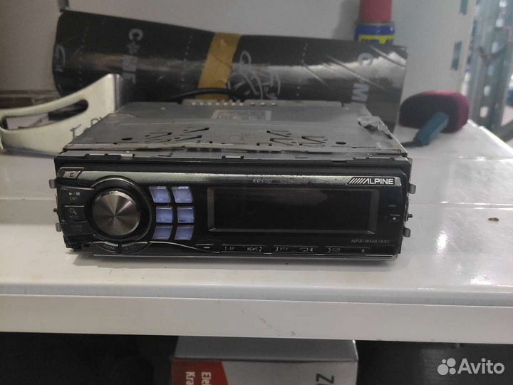 Магнитола Alpine CDA-9883R