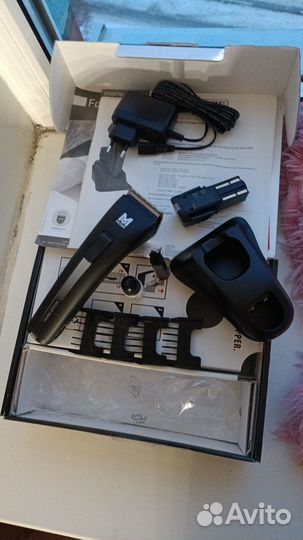 Машинка для стрижки волос профессиональная