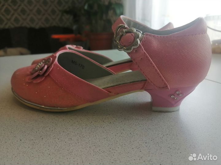 Туфли для девочки
