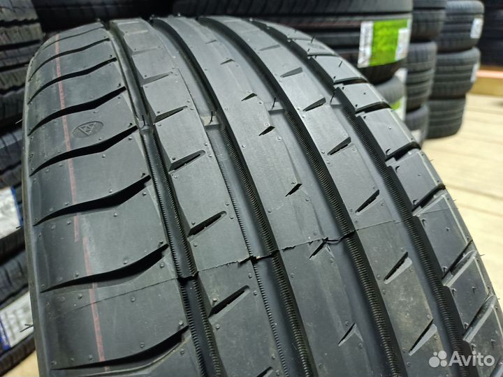 Triangle EffeXSport TH202 255/45 R19 104Y