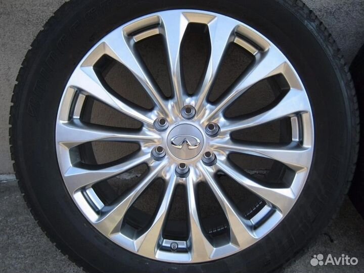 Колеса на infinity QX80 R22 оригинал