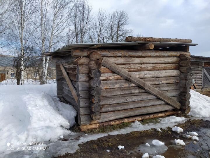 Дом 10 м² на участке 1 сот.
