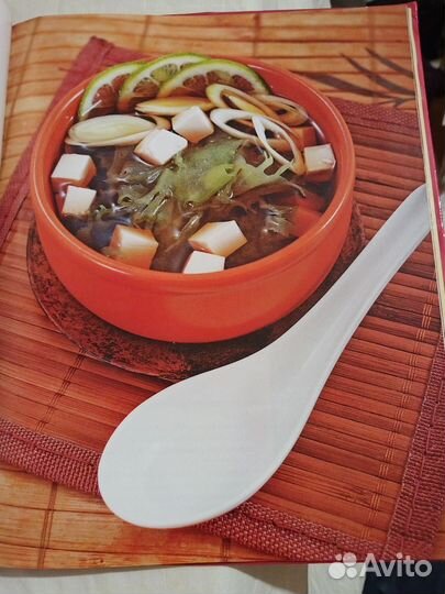 Книга подарочная Японская кухня 28 х22,5