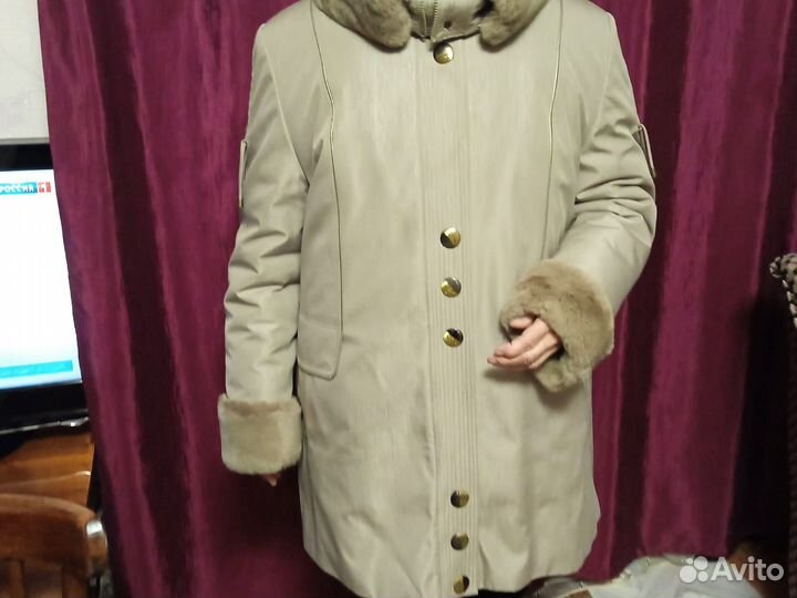 Куртка с капюшоном, подстежка из меха кролика 60р