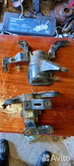 Подушка двигателя Toyota Corolla E15 150