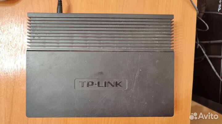 Коммутатор TP-Link TL-SF1016D (16 портов)