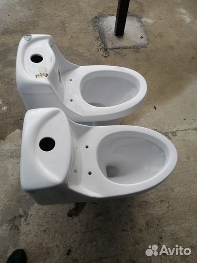 Унитаз новый