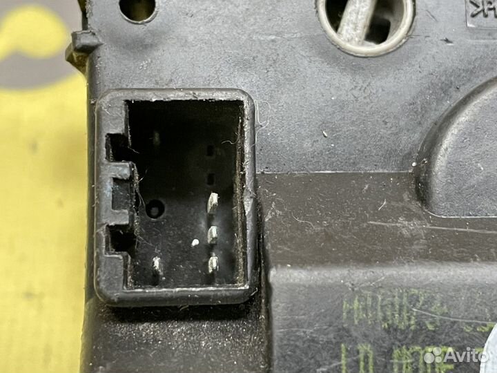 Моторчик заслонки отопителя Kia Cerato