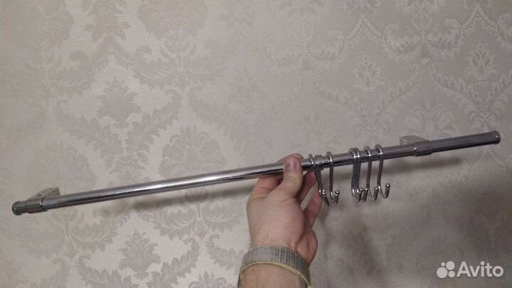 Вешалка настенная