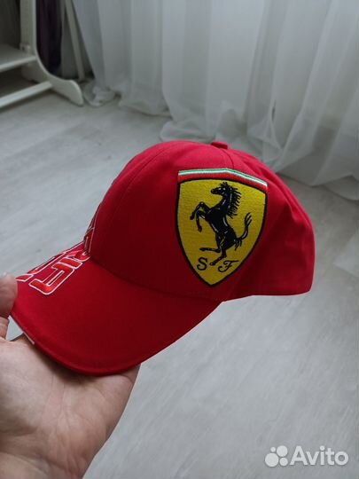 Бейсболка Ferrari