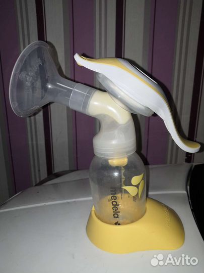 Молокоотсос medela ручной