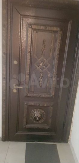 2-к. квартира, 74 м², 9/9 эт.