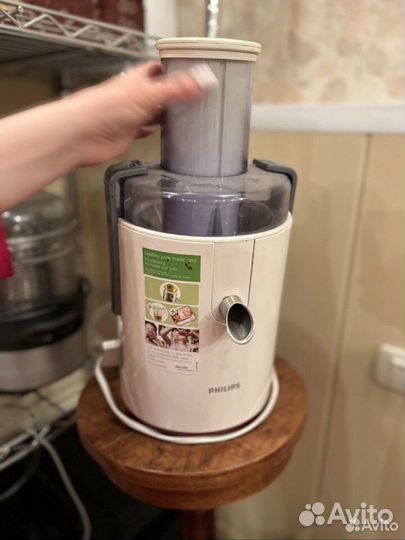 Соковыжималка центробежная philips HR 1858