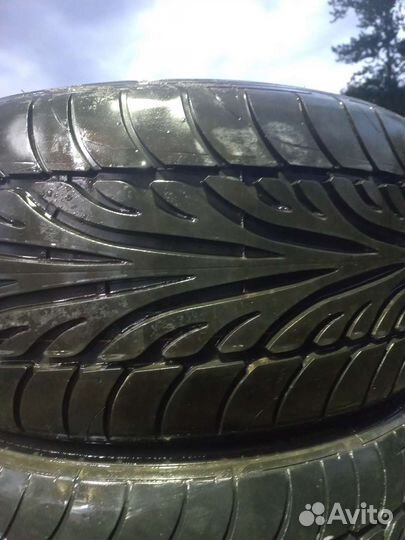 Dunlop SP Sport 9000A 245/45 R18 и 275/40 R18 99Y