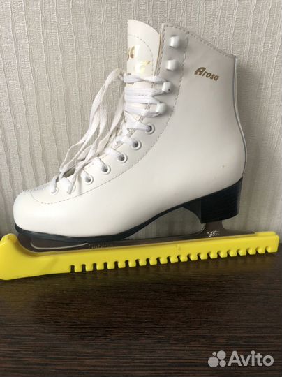 Фигурные коньки Graf