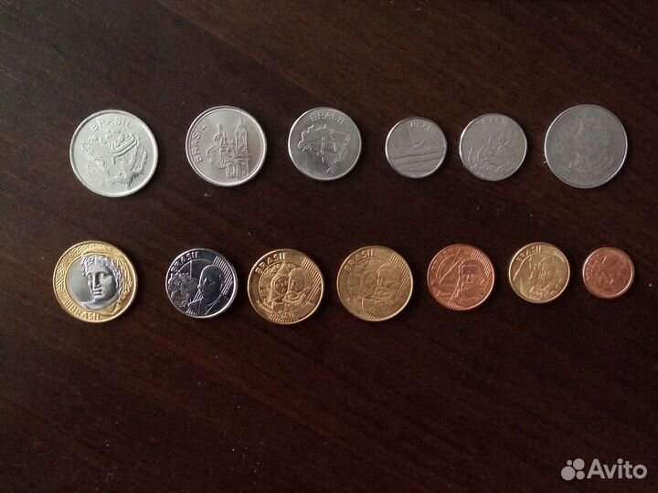 Монеты Бразилии, Гангконга, Бахрейна, Ганы, Румыни