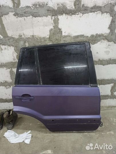 Продам дверь на ford