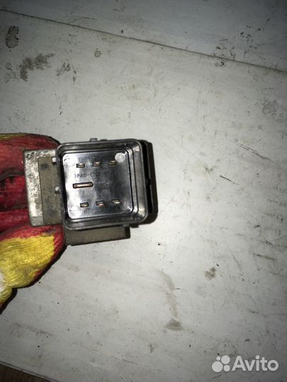 Реле накала свечей Nissan Qashqai K9K Renault