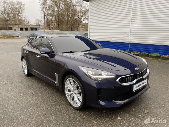 Kia Stinger 2.0 AT, 2022, 22 159 км