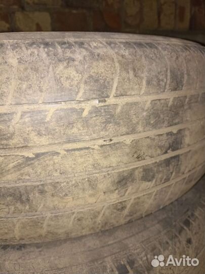 Yokohama BluEarth E70 215/60 R16