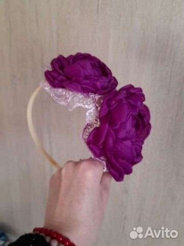 Ободок для волос ручной работы с цветами