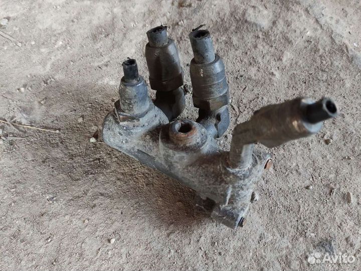 1354646 Scania Распределитель тормозных сил