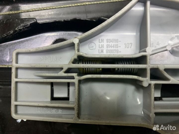 Стеклоподъемник задний левый VW Tiguan 08-18