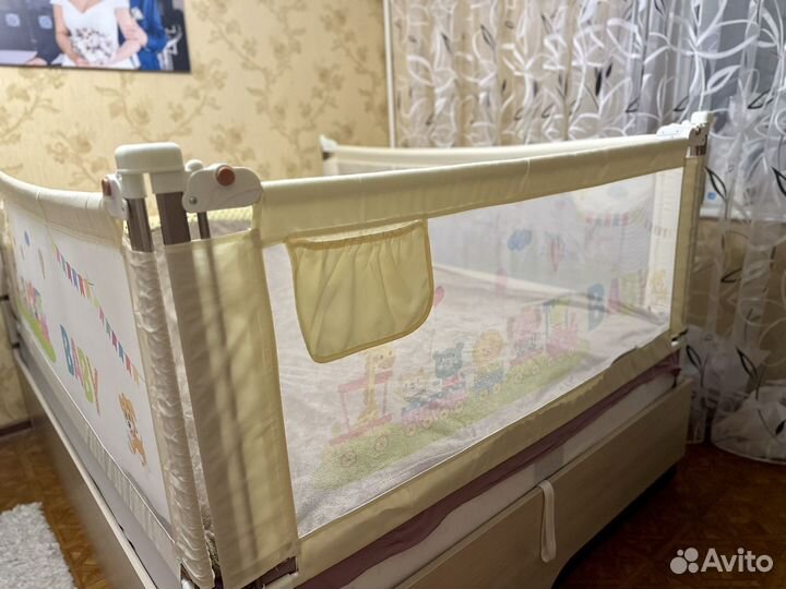 Защитный барьер (борт) для кровати