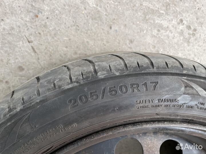 Maxxis Victra MA-Z1 225/45 R17