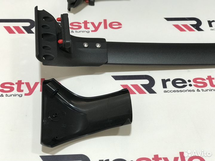 Рейлинги поперечные Toyota Fortuner 16-19г Черные