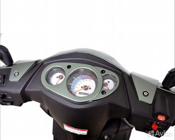 Скутер Regulmoto Trevis 125 (LJ125T-16)