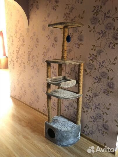 Когтеточка домик для кошки высокая