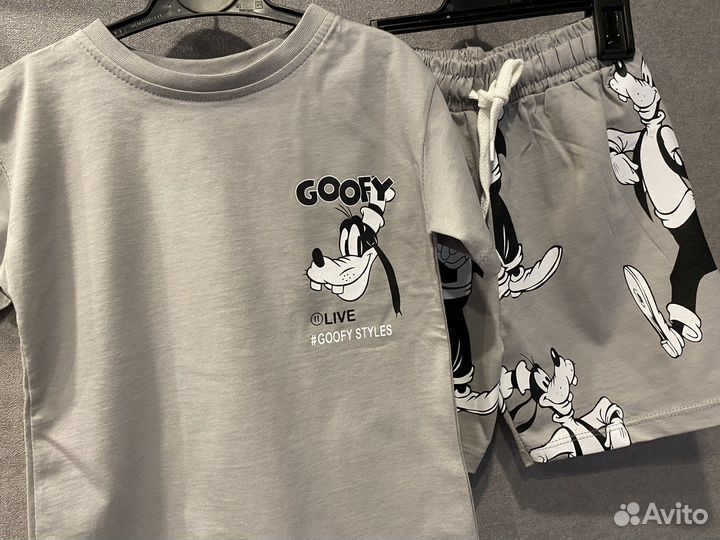 Костюм Zara новый на мальчиков