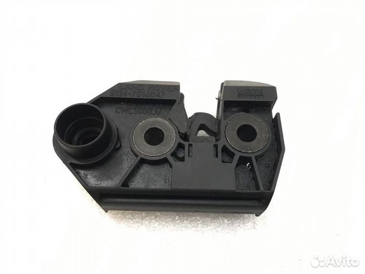 Замок багажника левый Land Rover Discovery 3 L319