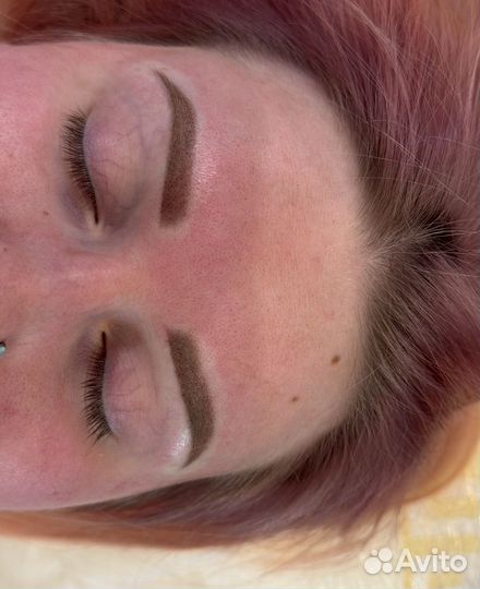 Модель на перманентный макияж