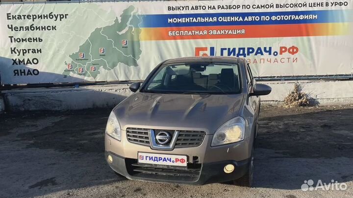 Горловина топливного бака Nissan Qashqai (J10) 172