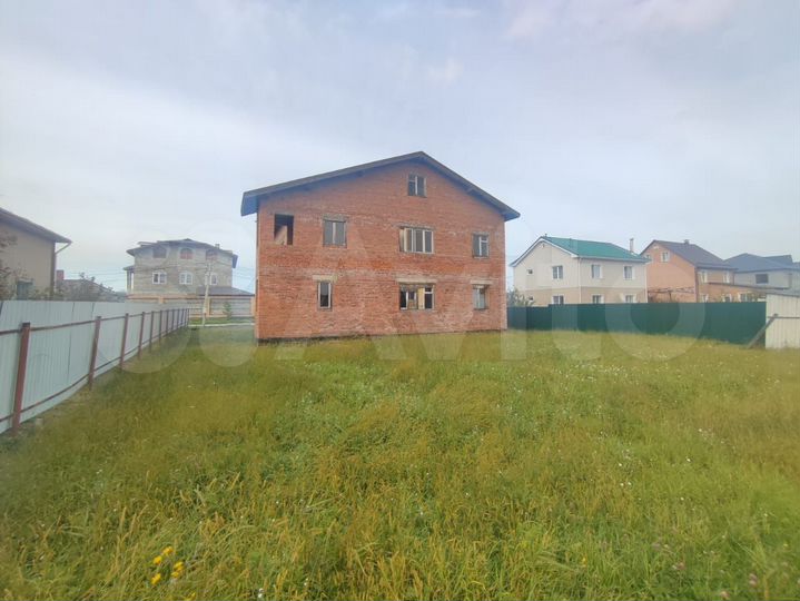 Дом 292 м² на участке 10 сот.