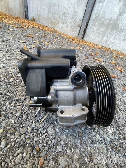 Насос гур мерседес w211 w204 w203 w212