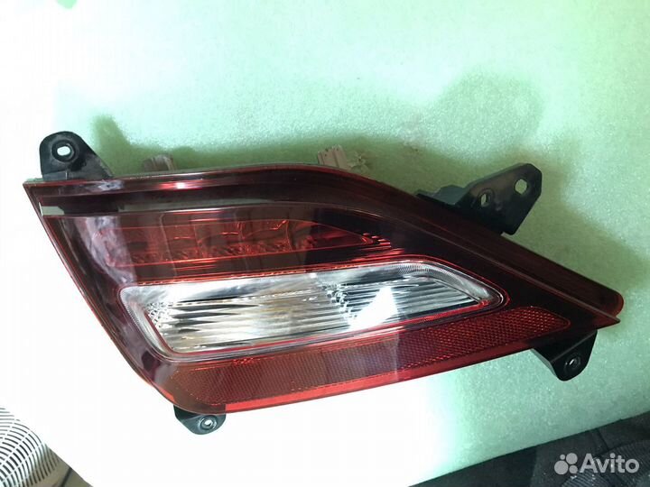 Фонарь задний правый Hyundai SantaFe 4 LED