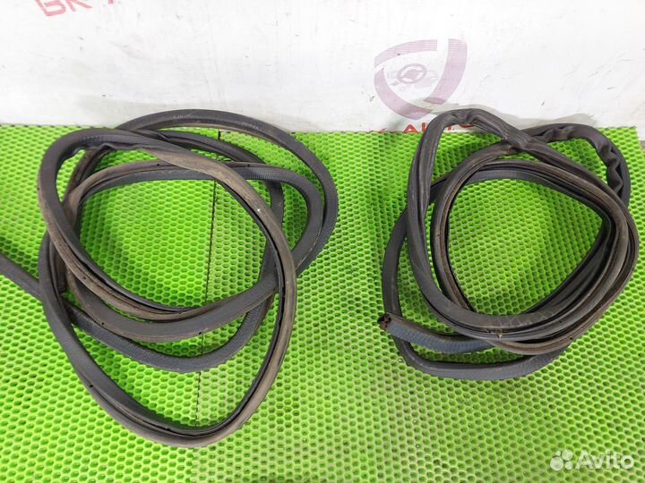 Уплотнители дверных проемов Chevrolet Tahoe GMT400